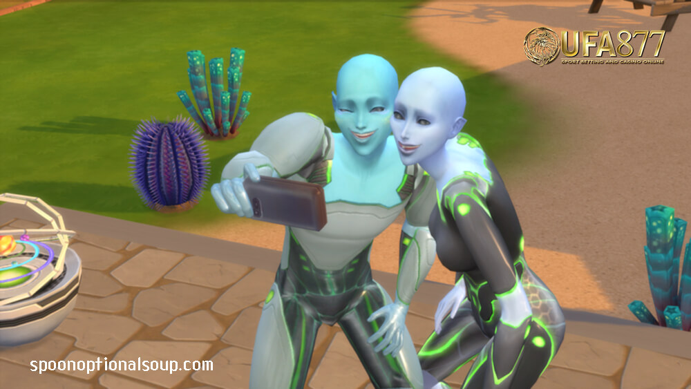 เอเลี่ยน ในThe Sims 2ไม่เหมือนกับสภาวะชีวิตอื่น ๆ
